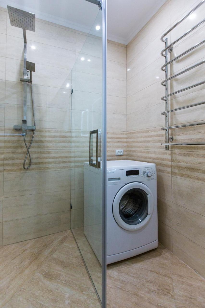 Avangard Kulisha 6B Apart リヴィウ エクステリア 写真